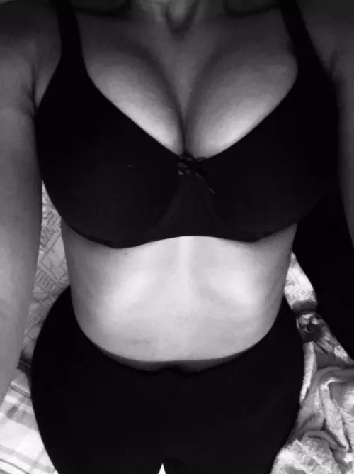 I been a nasty, nasty, nasty. Is somebody gonna wash my sheets ?