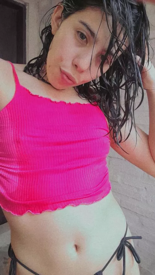 I like to get wet and play with my belly button (;