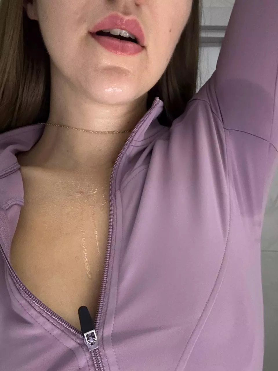 I want to know if you dare to sniff after the gym😉
