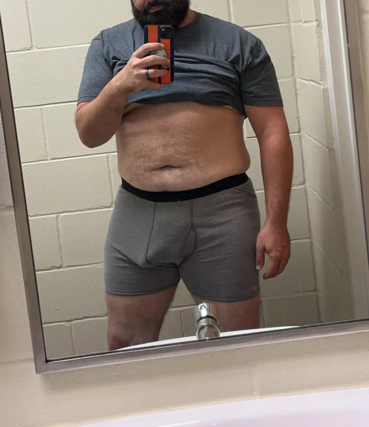 Is that a banana in my boxers or am I just happy to see you 🍌