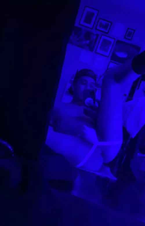 Late night blues 🌀