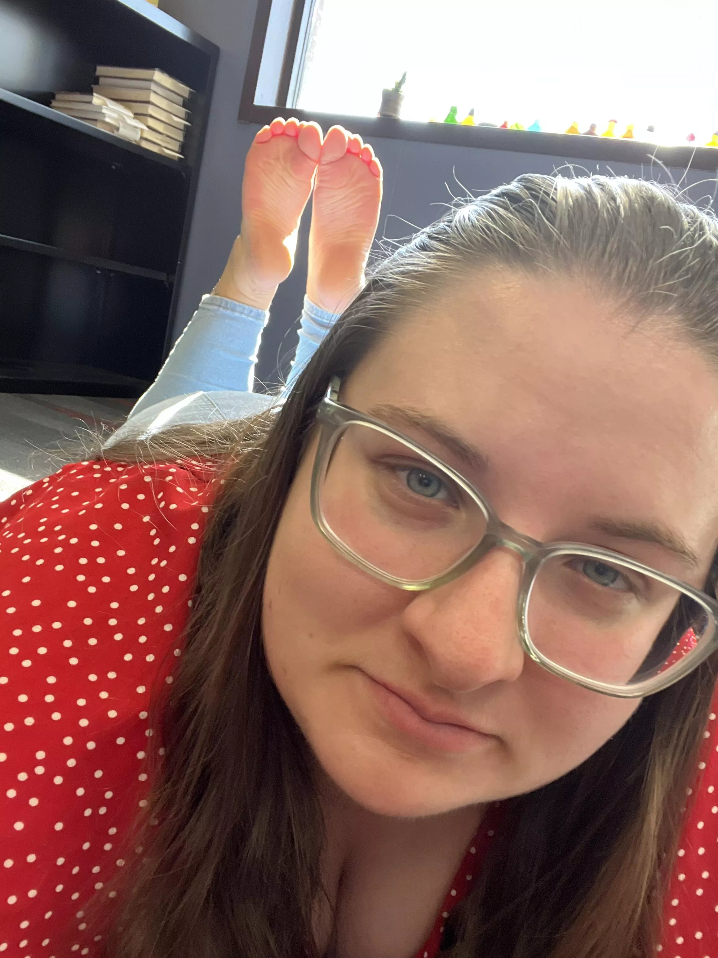 Librarian is back! 😘📚