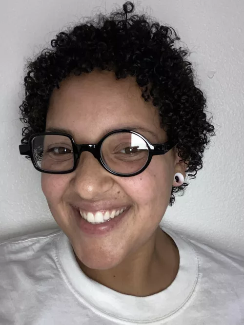 Literally haven’t worn makeup since I was 18 — I’m 25 