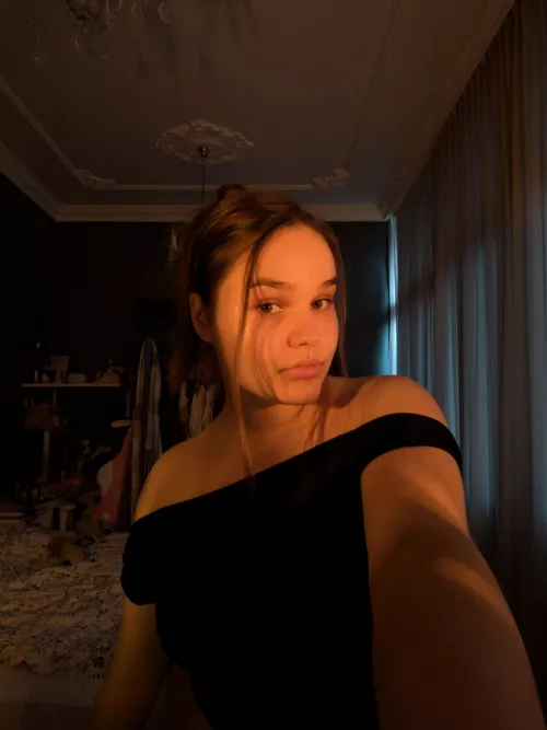 Look at you, totally dumb and ready to surrender your wallet to me.