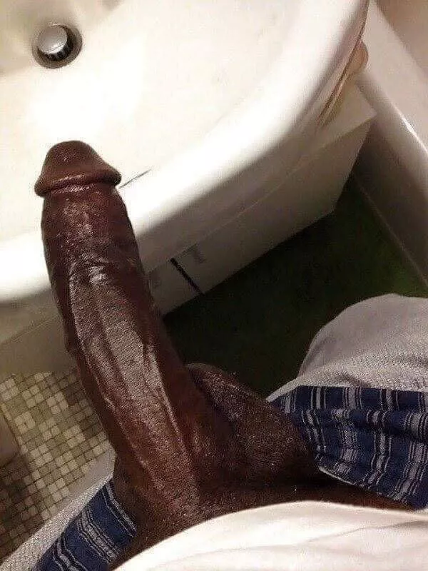 Looking to cum options open can host or travel 