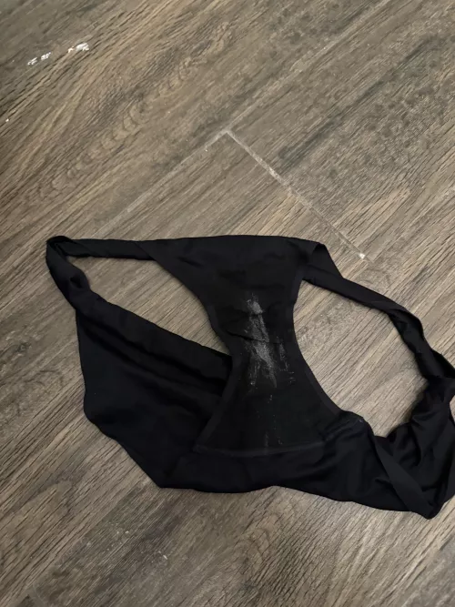 Multiple wonderful moments today👠💄💧❤️‍🔥😘🫦🐰🐇💦🍆 I had to hide it, but I came a lot, and dripped what was loaded in me. I held as much of it as I could in me. My husband is about to fuck Mr, but he doesn’t know about my