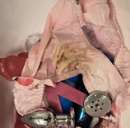 My Daddy made me do so many yucky things when I wasn't clean. 