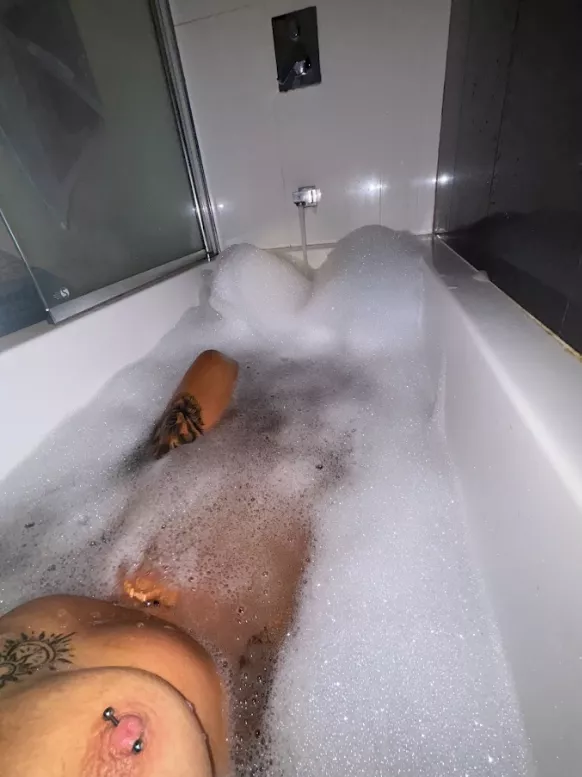 My neighbor couldn’t guess their size but I wonder if you can. [F]