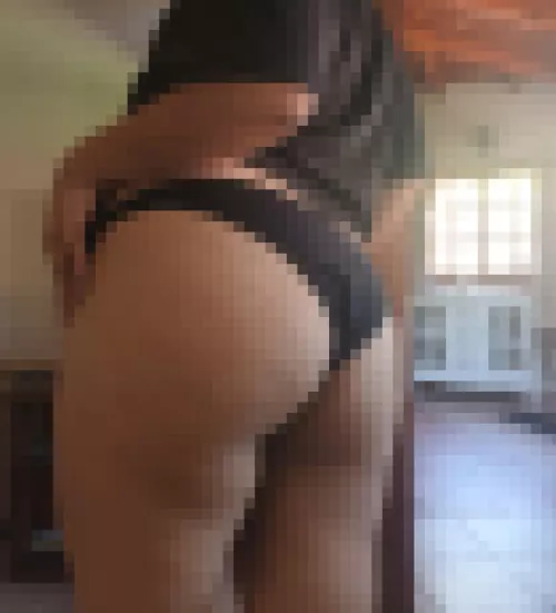 pixels for you losers... youre undeserving of the original pic still 