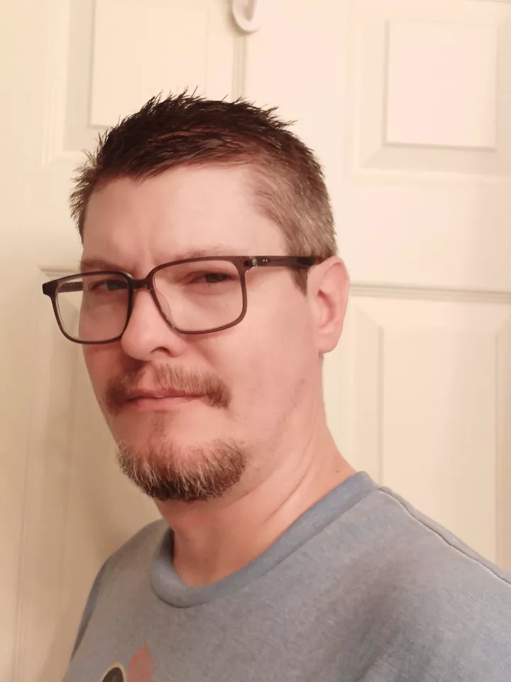 Repressed single dad 