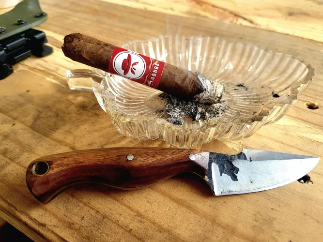 Revisiting Wild Bill's house brand maduro. 