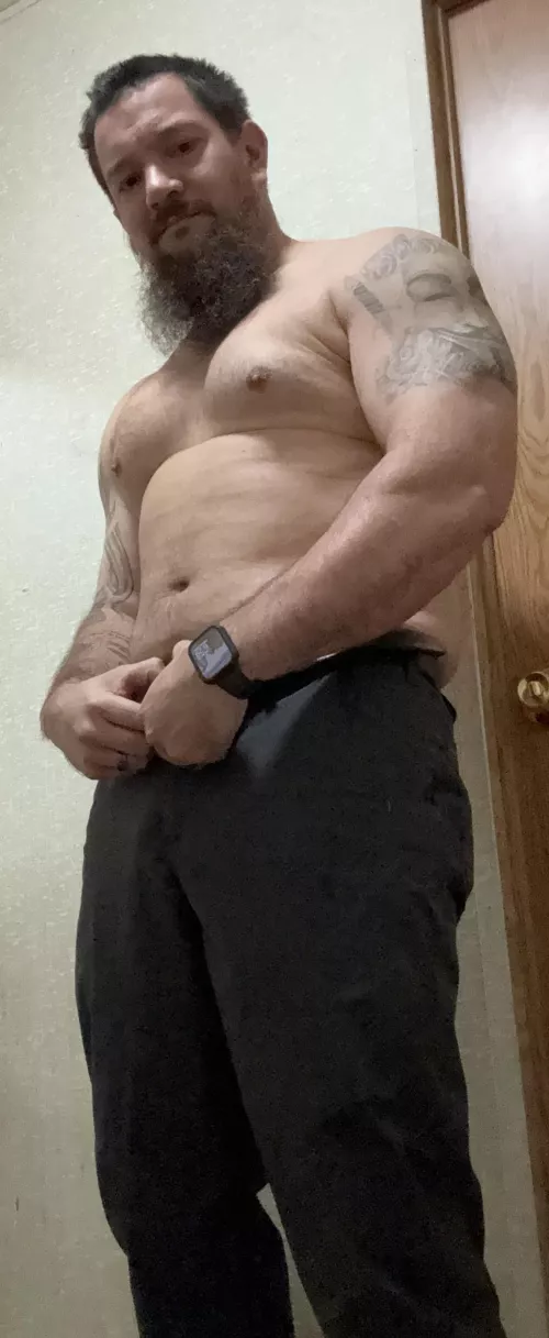 Rough early morning shot at the office😘