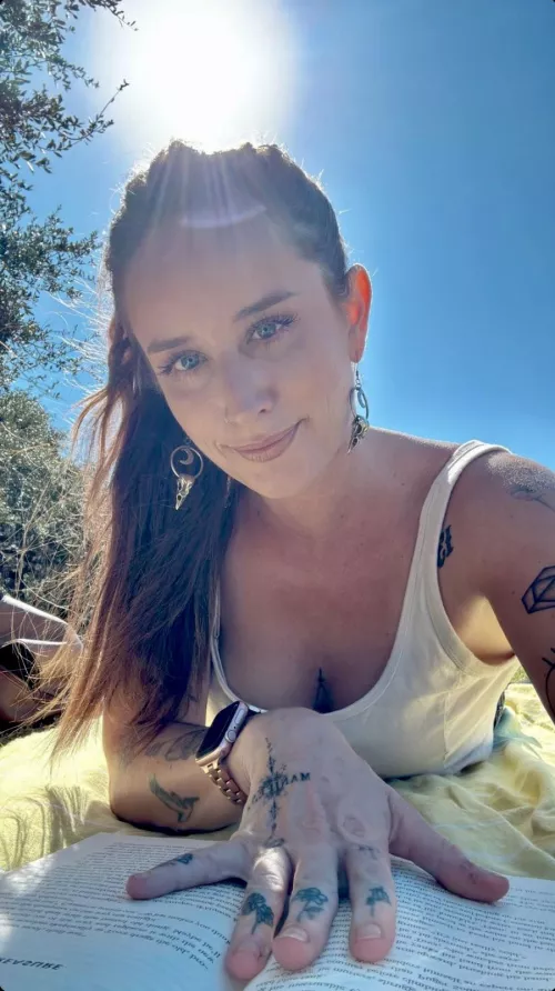 Selfie Under The Sun