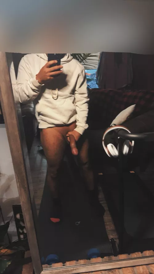 Solo rollin…should I go outside like this? DM’s open. Sunday rolling as well 😎