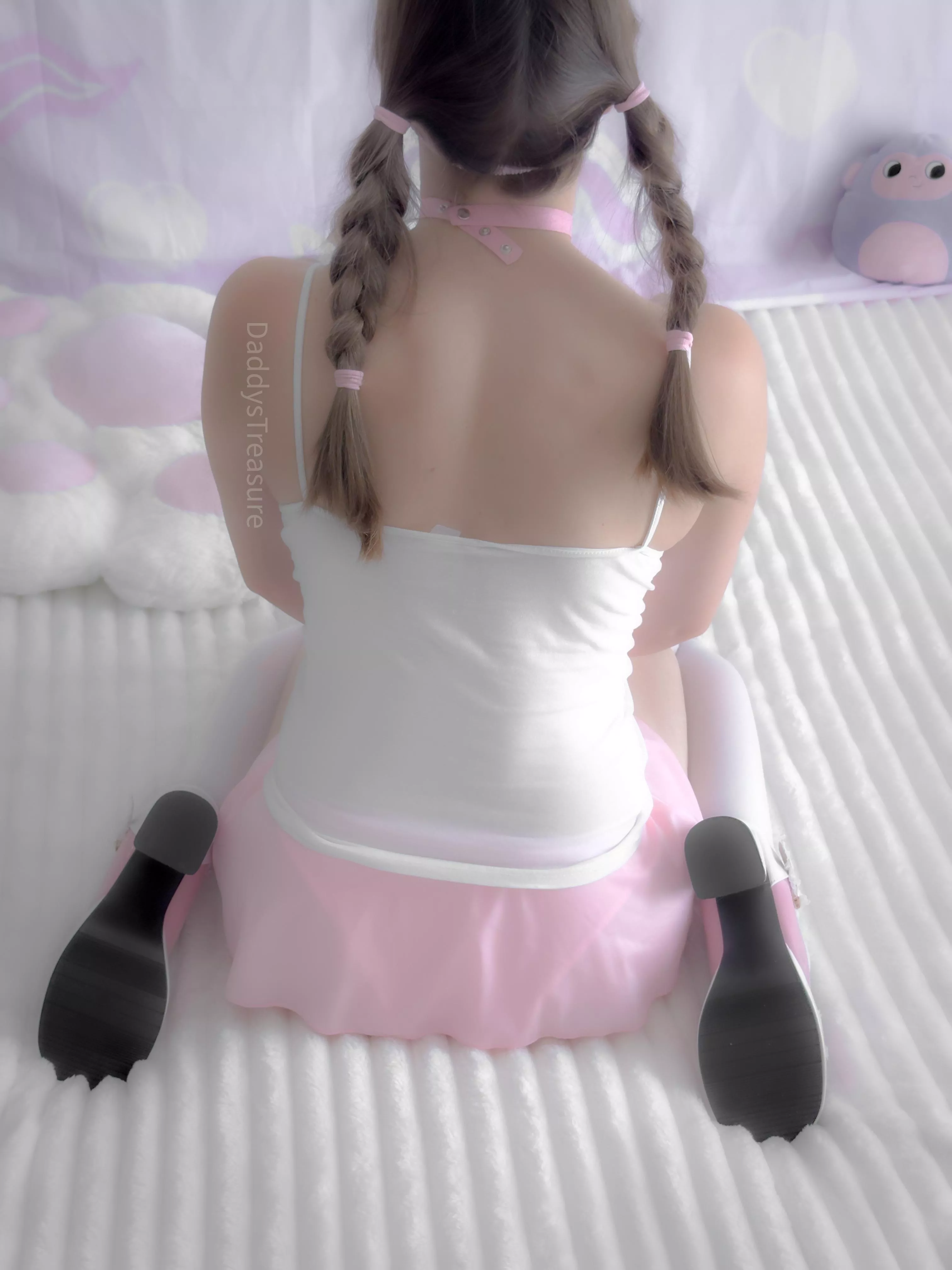 Sometimes, little girls are too shy to turn around…come make me feel safe, Daddy!