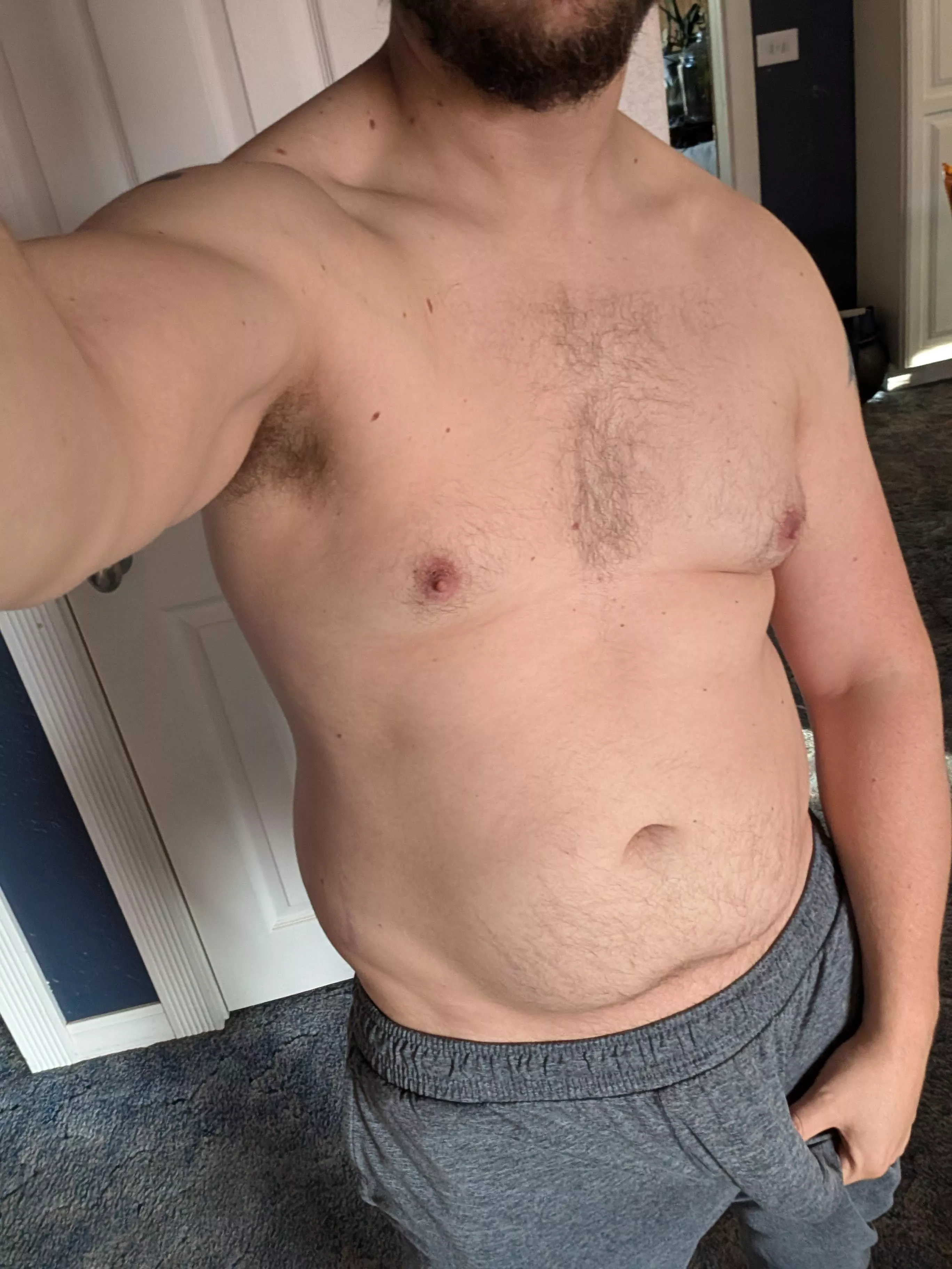 Starting to really enjoy showing off the bod. 