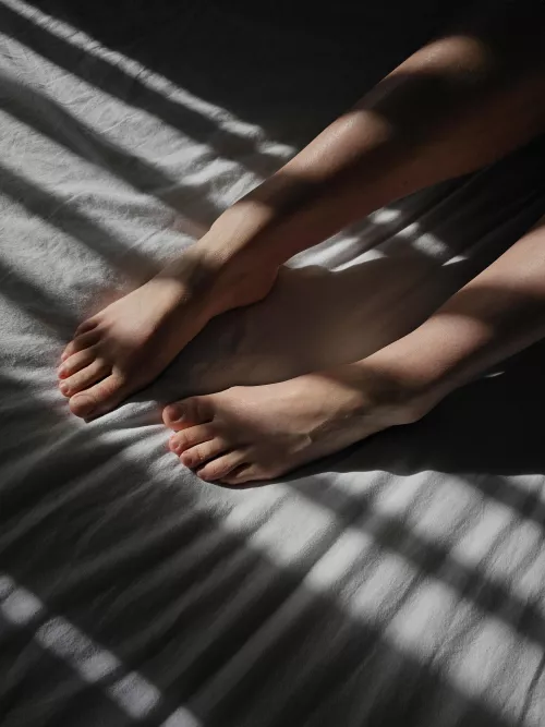 Sun feet and toes☀️🌄