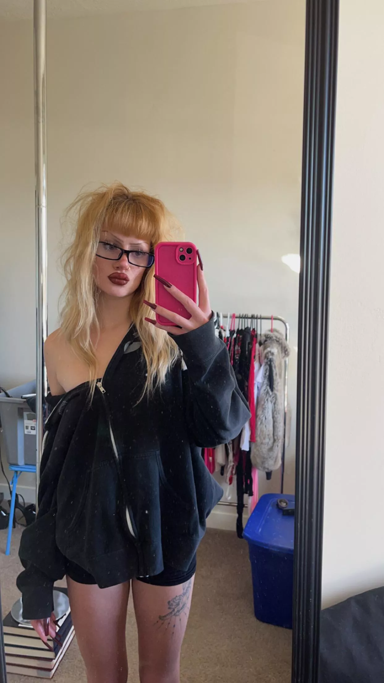 these red nails long enough 