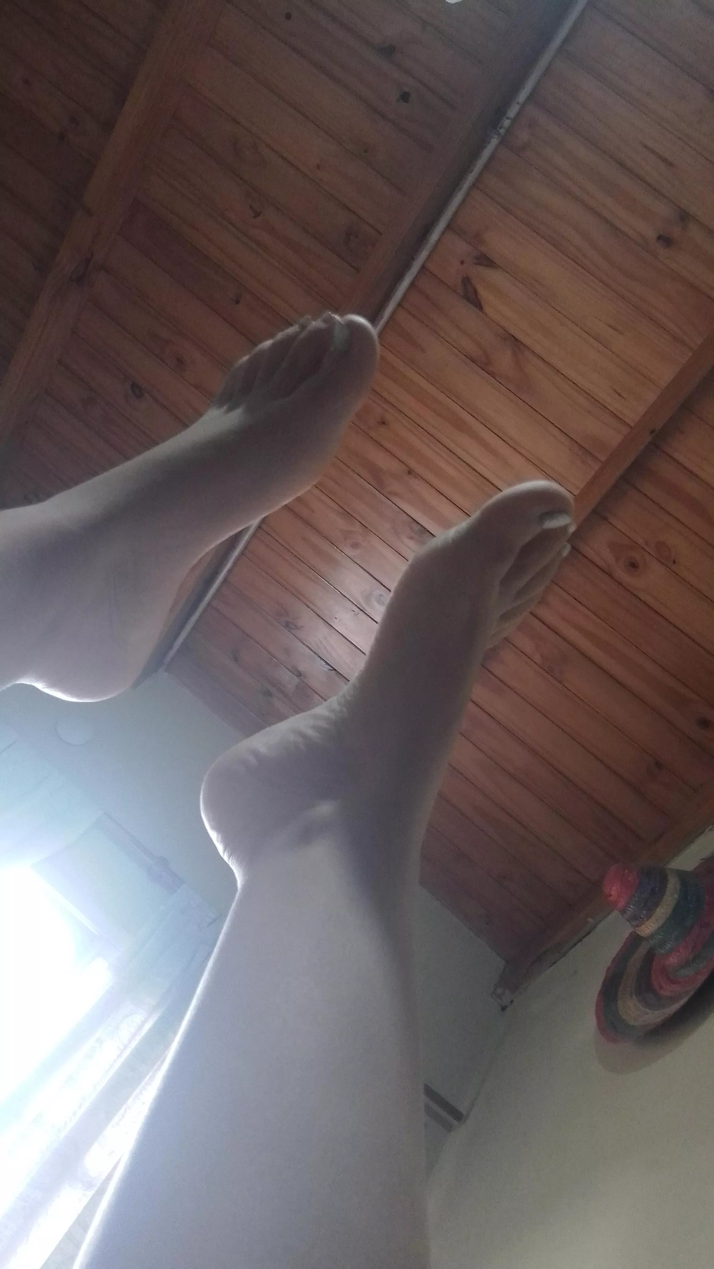 Those feet can make you dream 