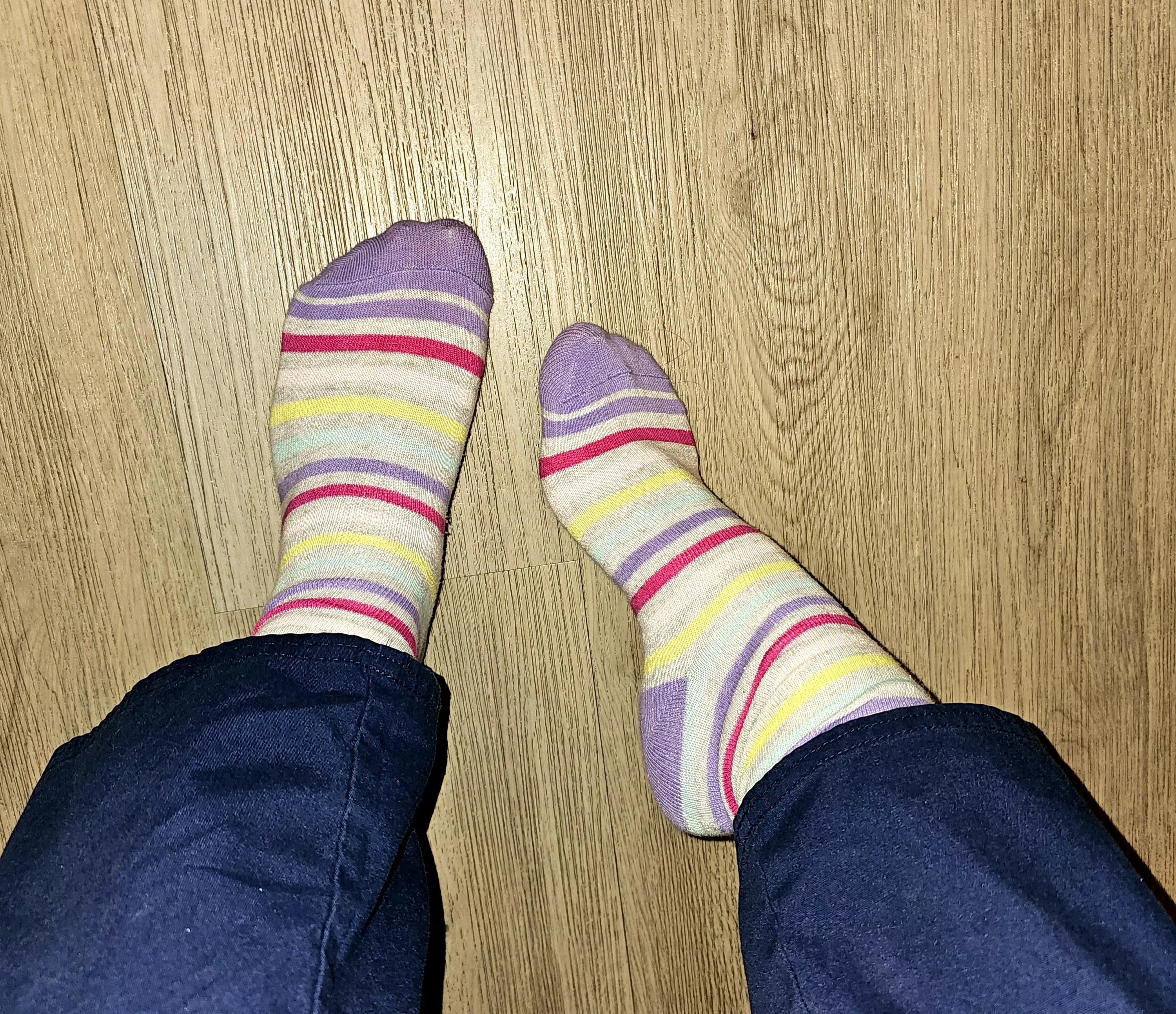 Trick or treat, smell my feet 🎃