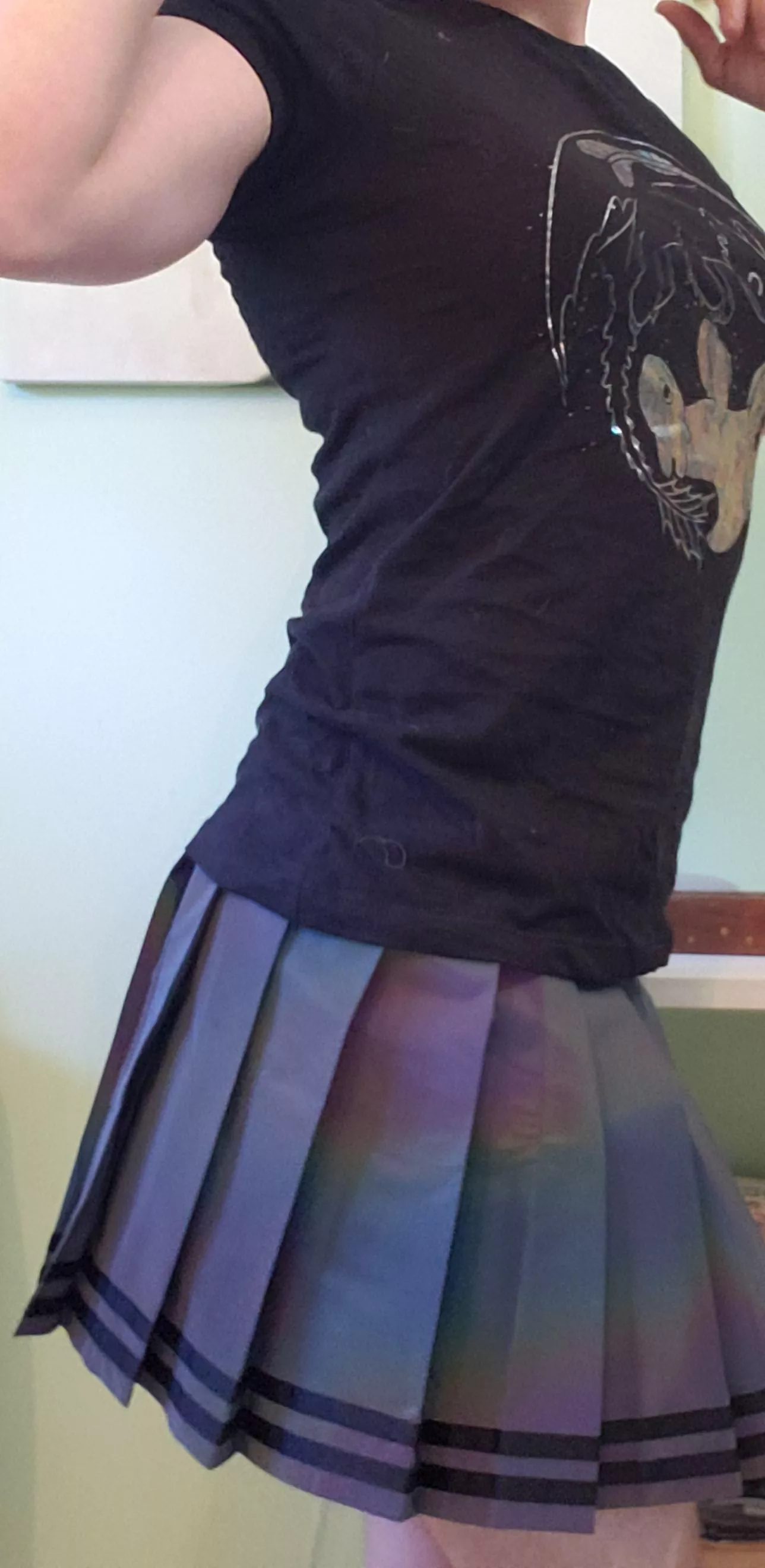 Wore a Bra and holy Guacamole havin boobs is ❤️💜❤️