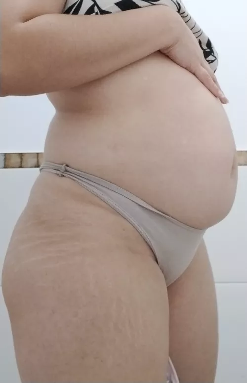 Would you help satisfy a preggo girl 