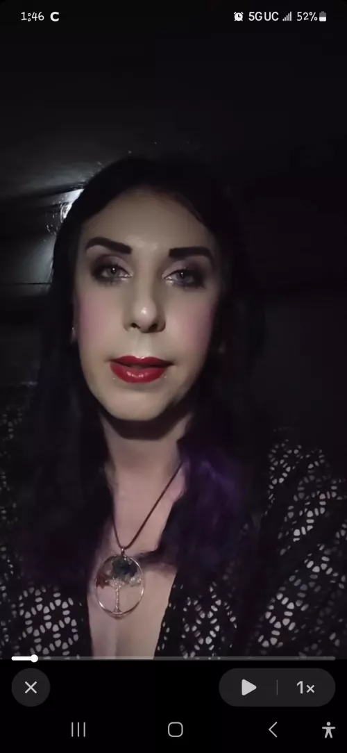 Would you worship me and my feet?