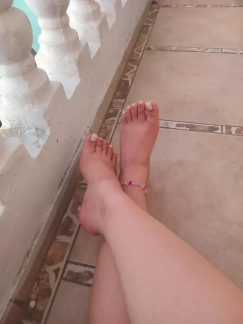 Your godess is back! And you are happy for that 