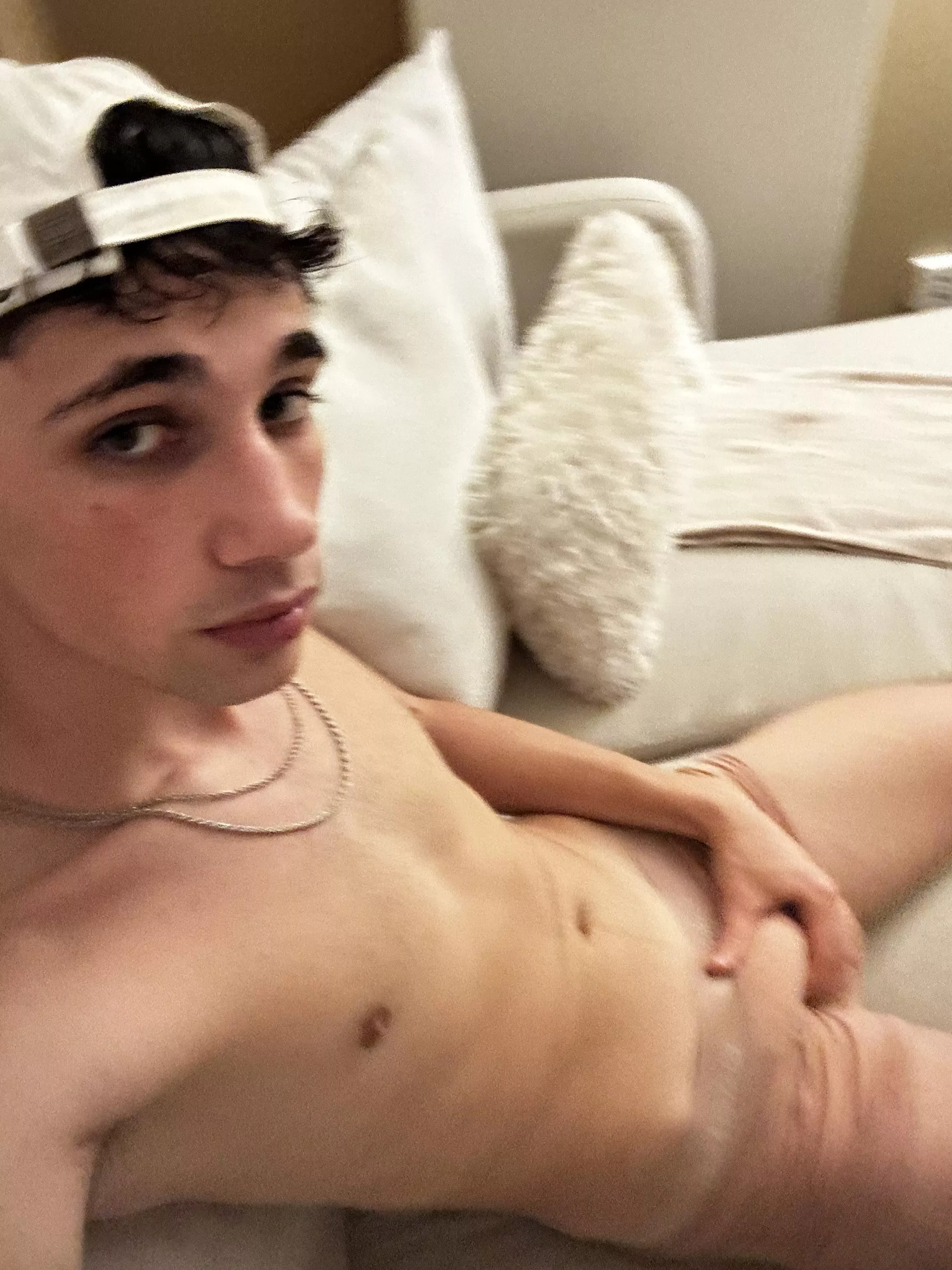 [19] would u take my boxers off?