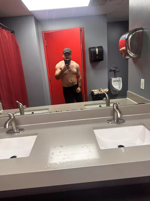 26 Hiram/Dallas- who wants to fuck?