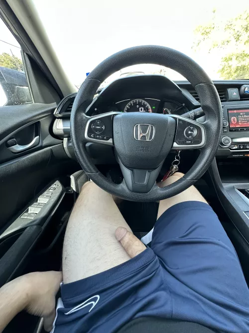 35 m Out and about today any girls wanna public cock?