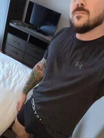 35M4F / MF Only in town for a couple nights 