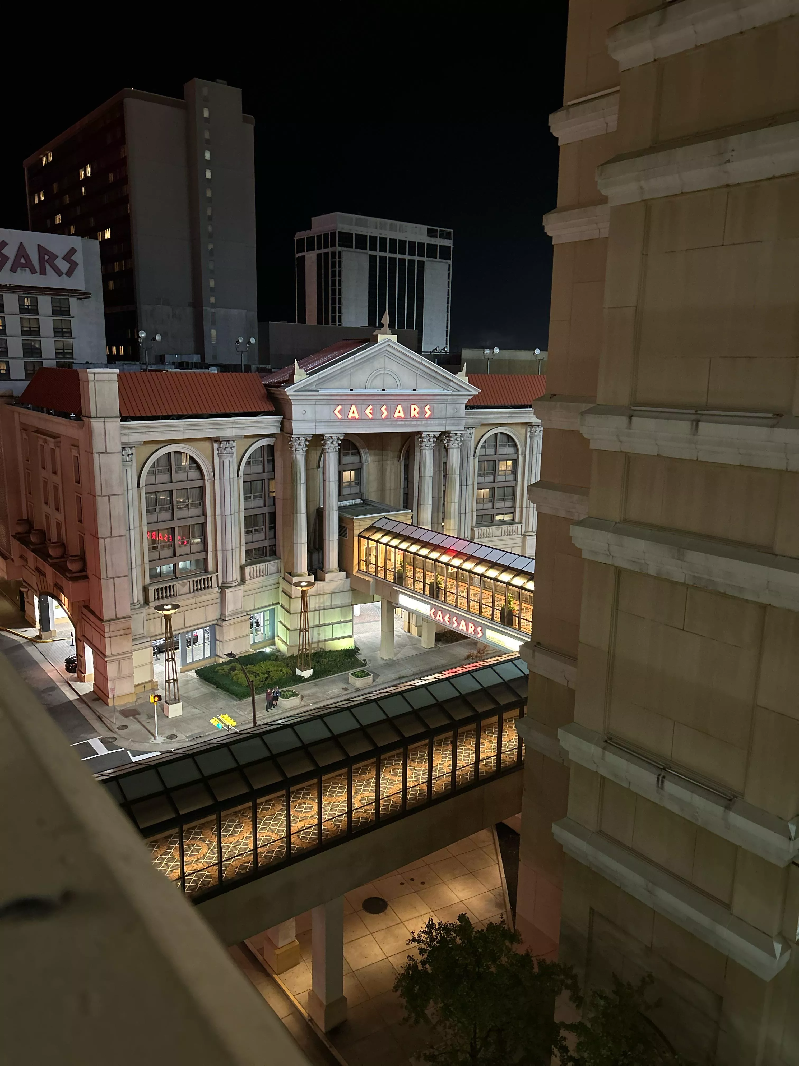 Ac tonight anyone around 