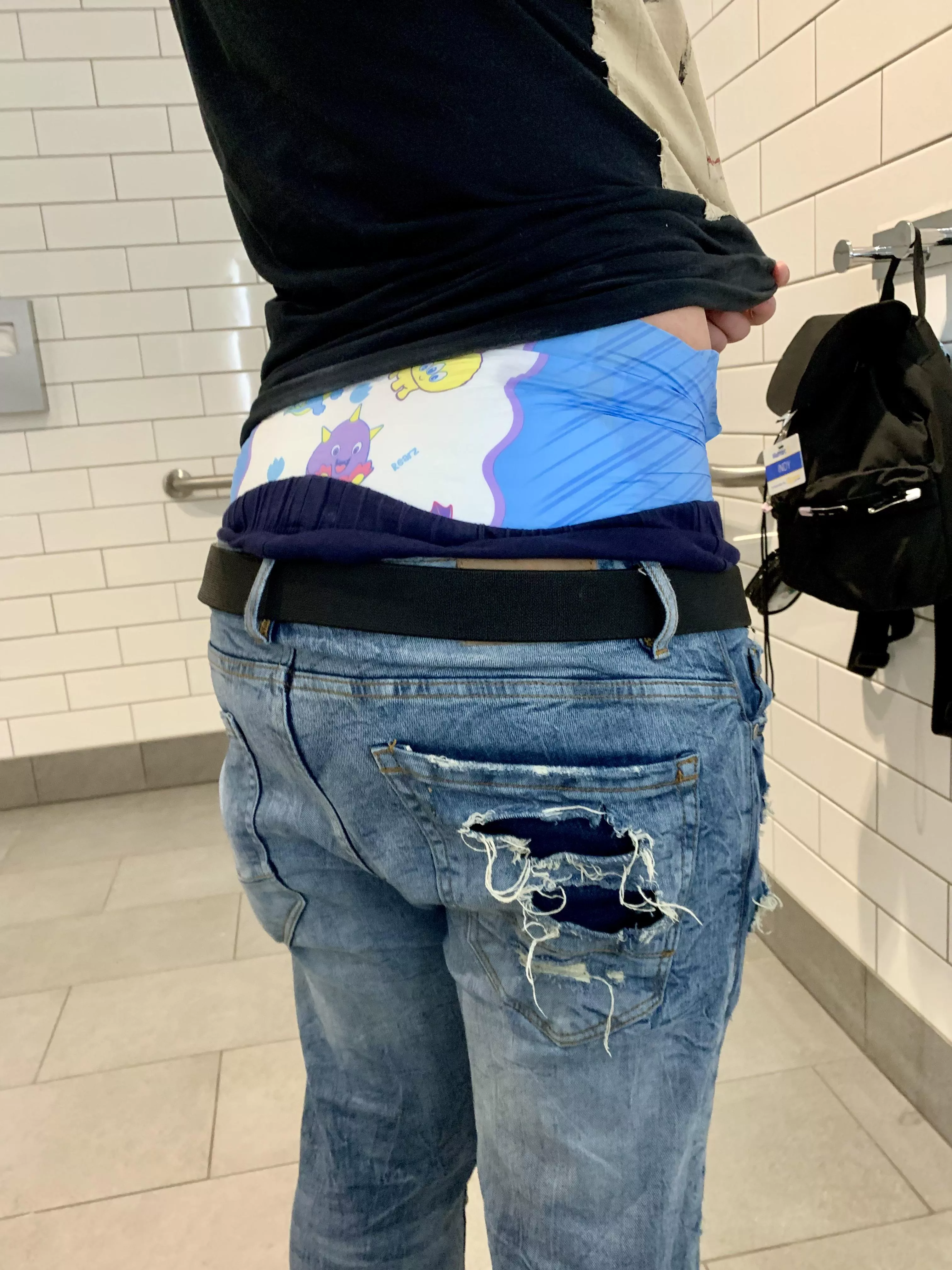 Alright daddy, I’m all ready for work! [21]