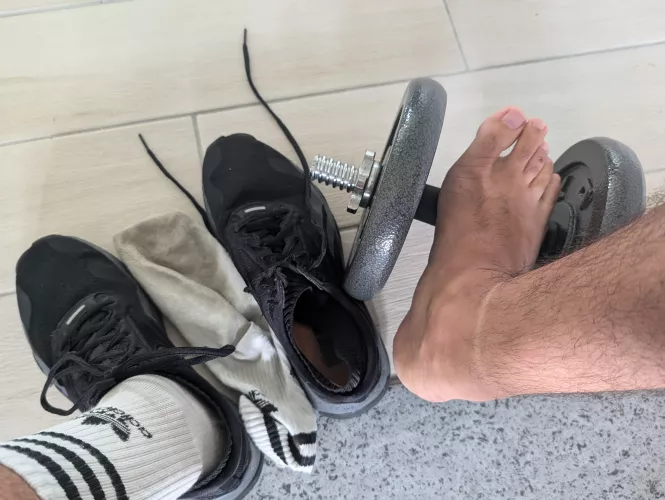 Any volunteers for a post workout massage?