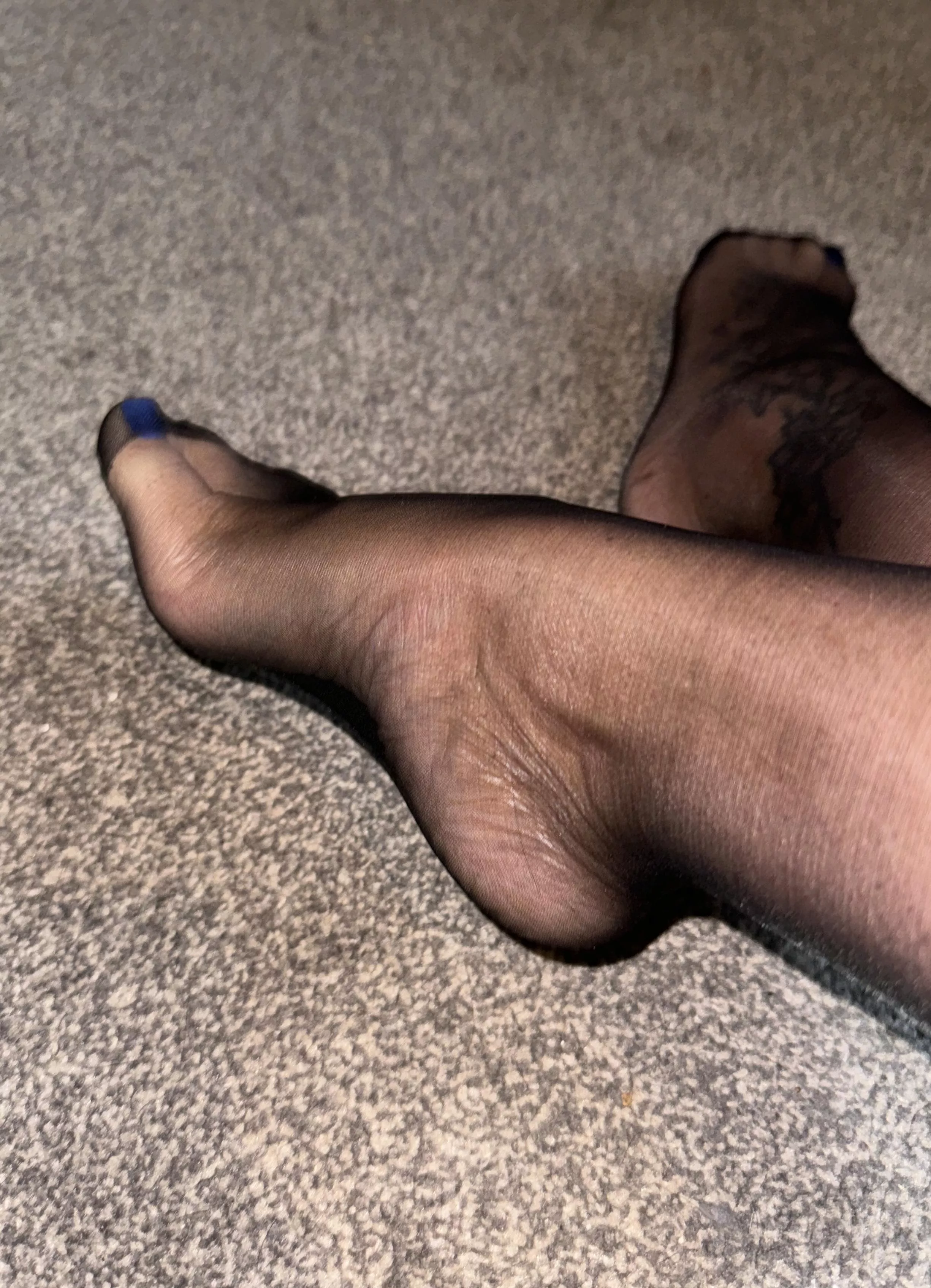 Arches with nylons 👣👣