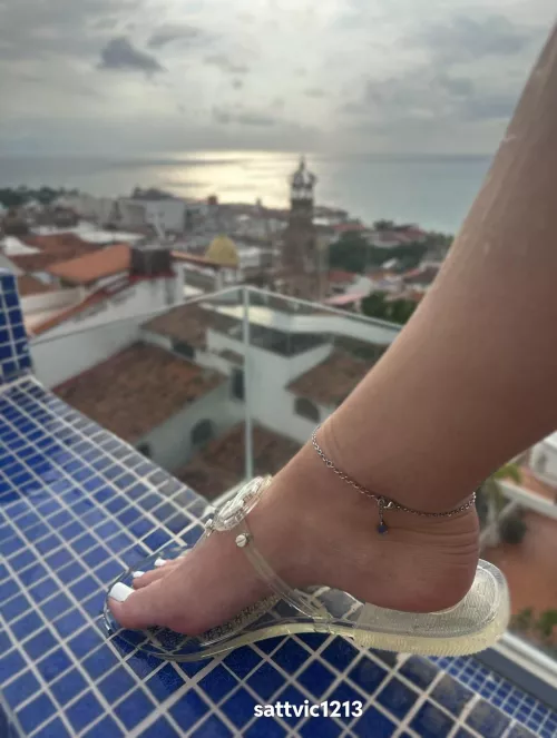 Are you a fan of anklets? 