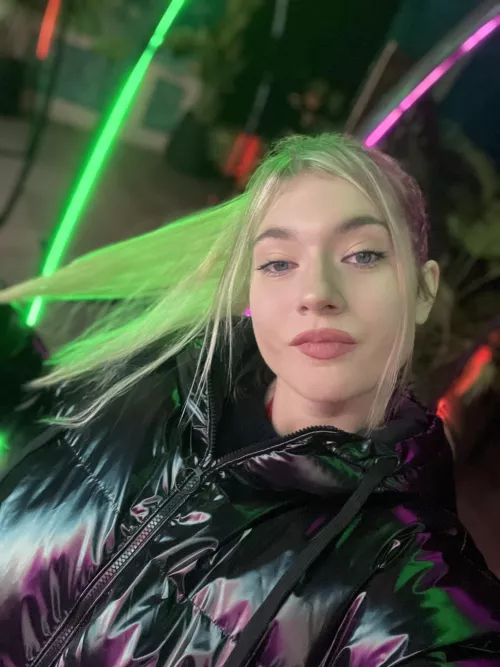 Are you in the mood for some fun daddy?👅