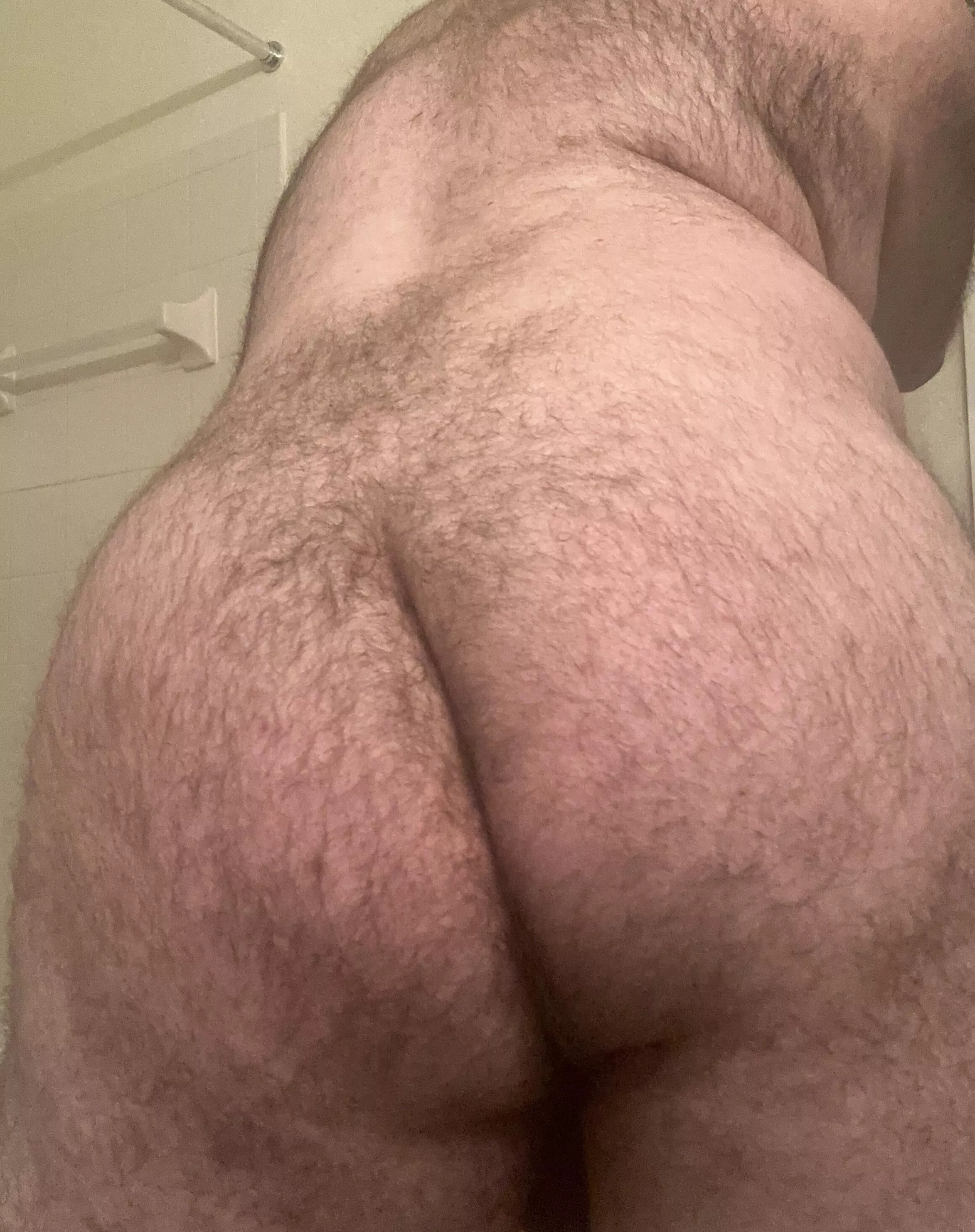 Bend me over and use my ass 😈