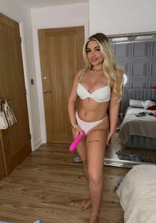 Bow at the mercy of my 9 incher