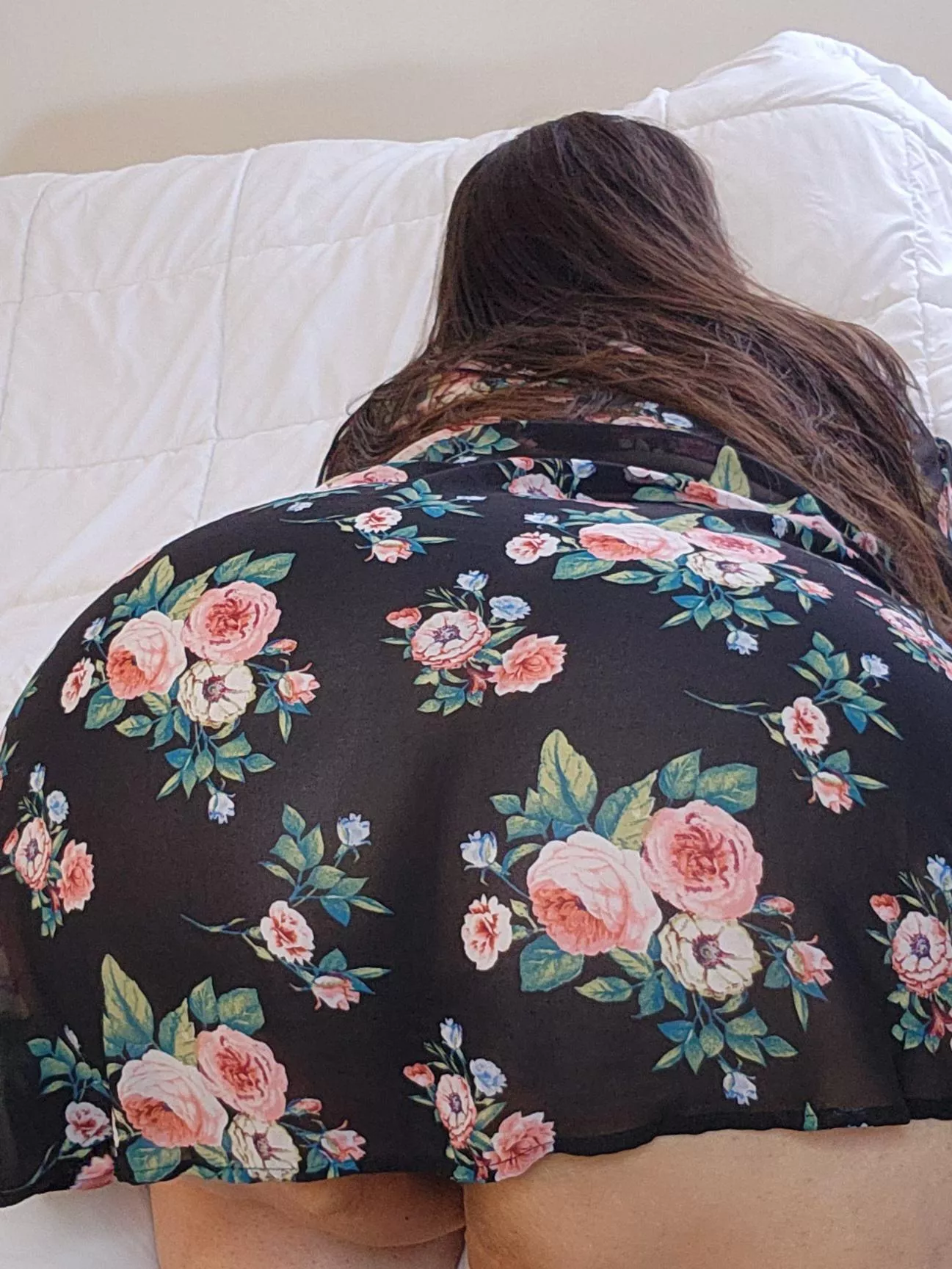 Brunette with a big booty