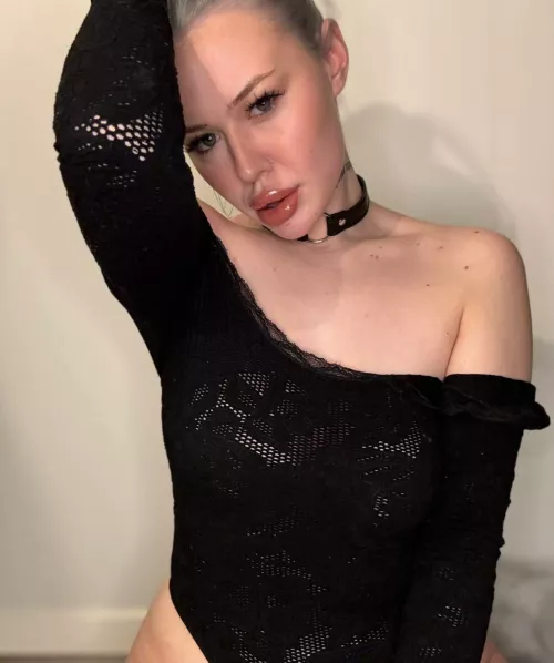 Can I seduce you with my lips