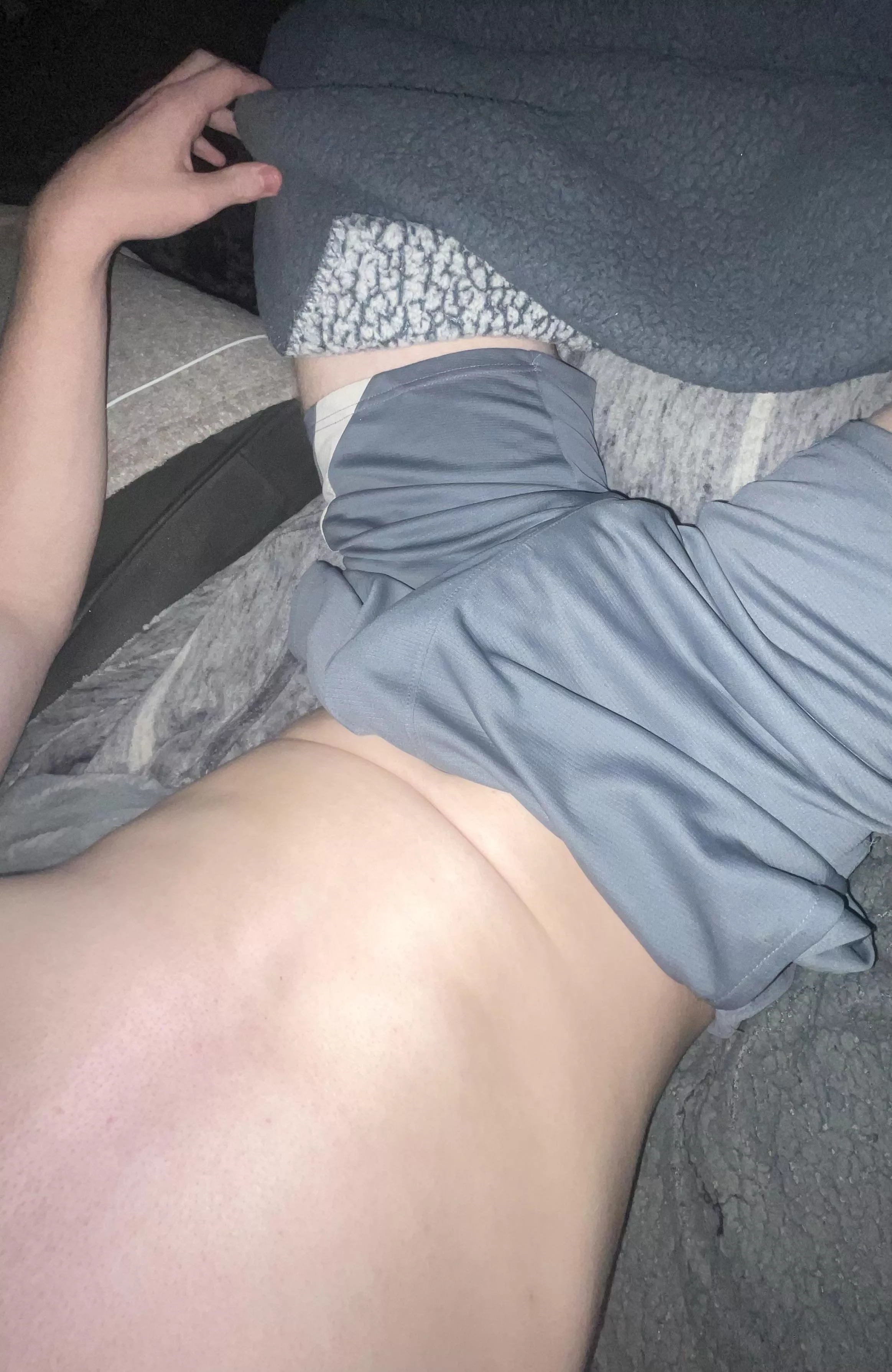 Can someone help me find my bellybutton?