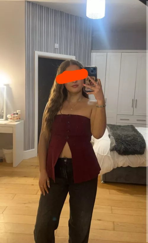 Can you see how fat I am?