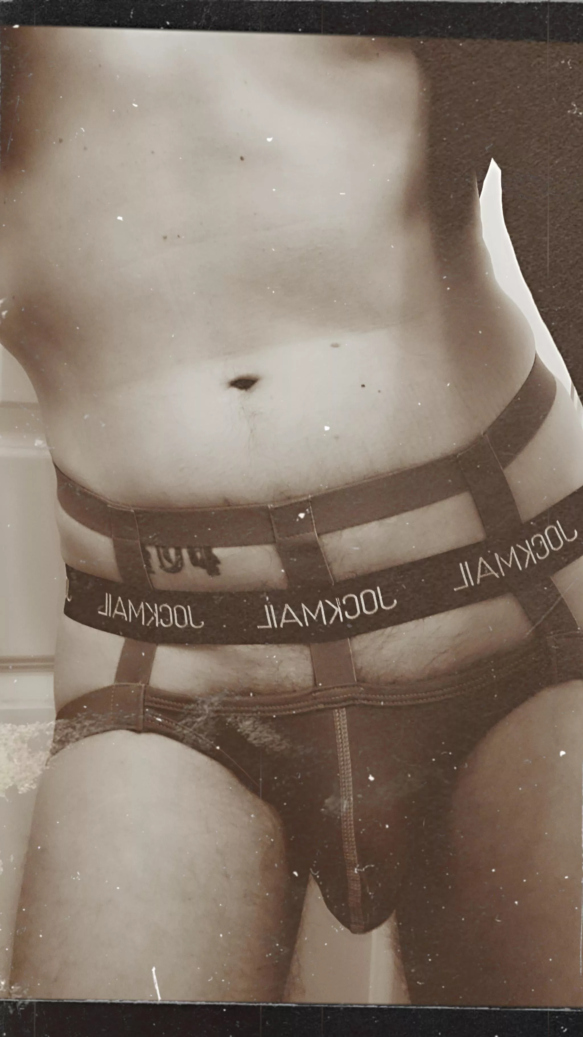 Checkin things out. Looking for someone in Bradford area.