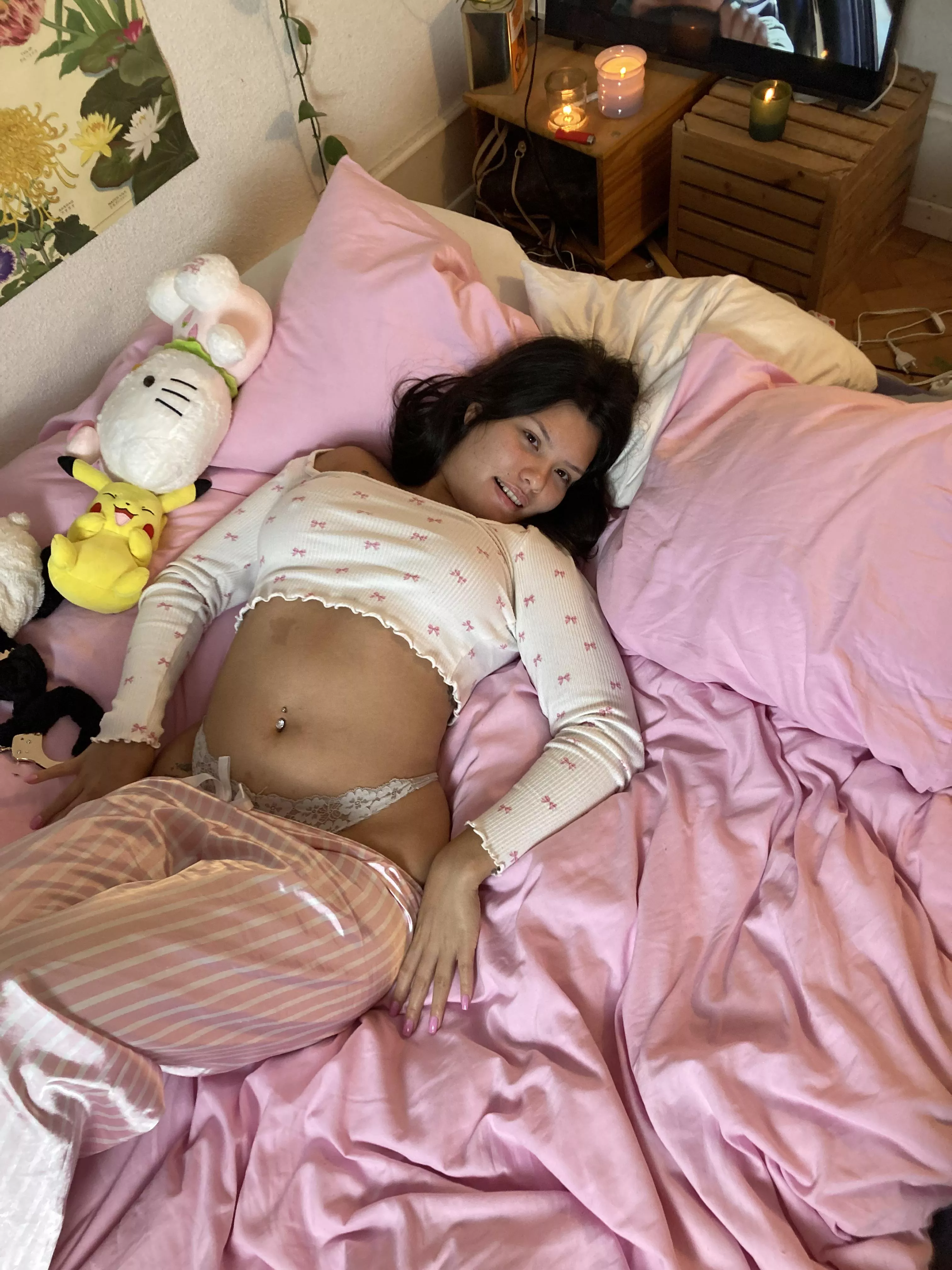 Come and breed ur stepmom nicely when daddy isn’t home