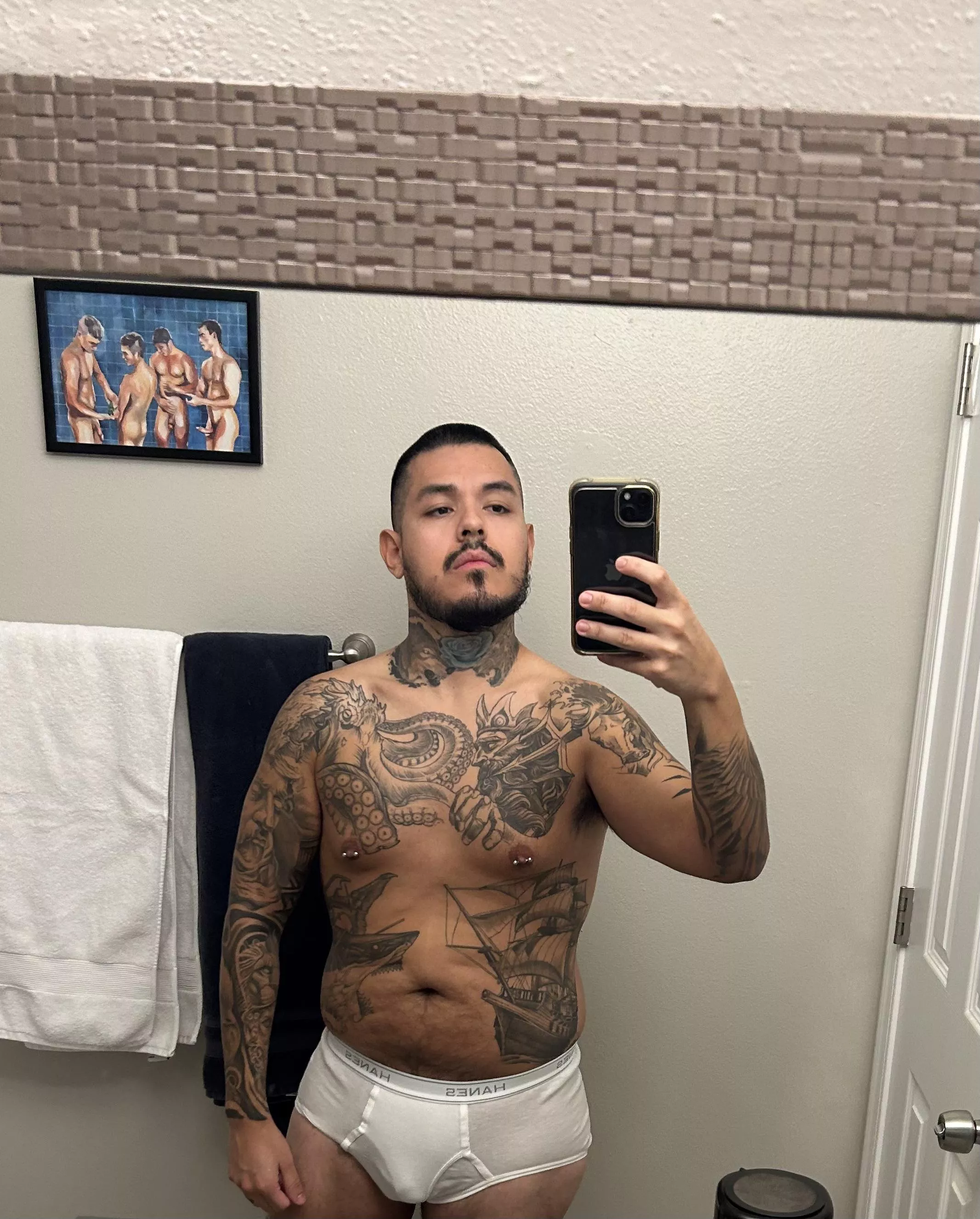 Digging the undies🩲