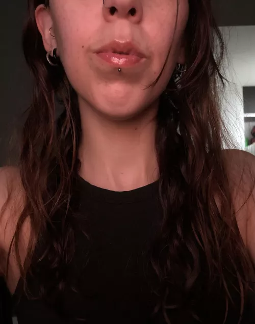 Do you like my new piercing?