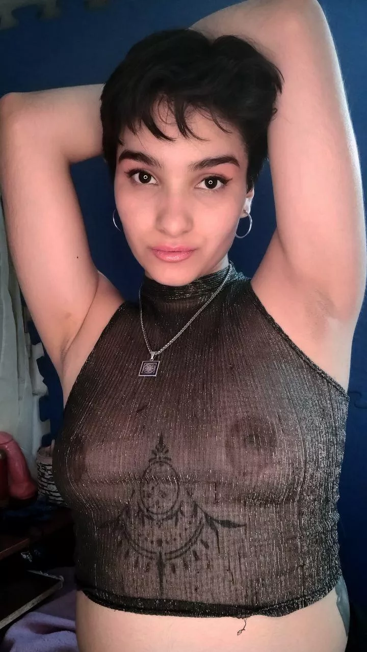 Do you prefer hairy or shaved arms