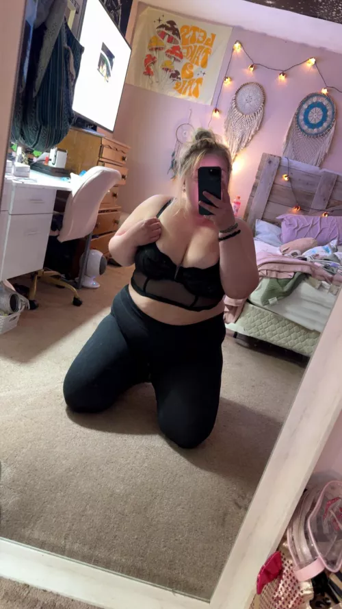 Don’t you wanna see me naked ?? Link below 